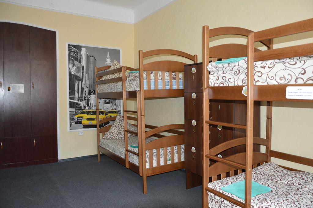 Lviv Lucky Hostel Zewnętrze zdjęcie