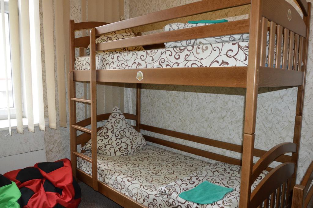Lviv Lucky Hostel Zewnętrze zdjęcie