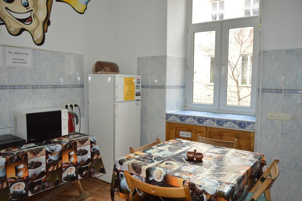Lviv Lucky Hostel Zewnętrze zdjęcie