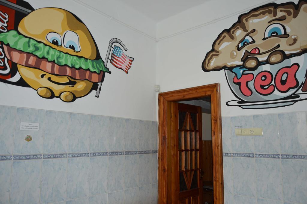 Lviv Lucky Hostel Zewnętrze zdjęcie