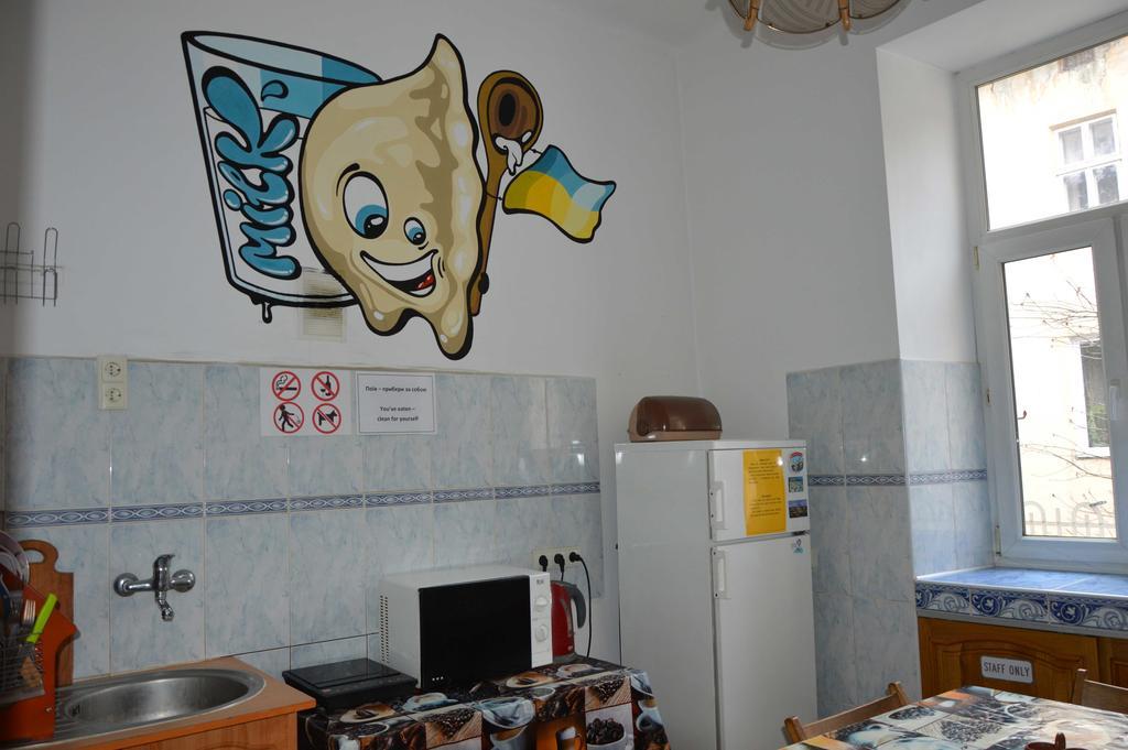 Lviv Lucky Hostel Zewnętrze zdjęcie